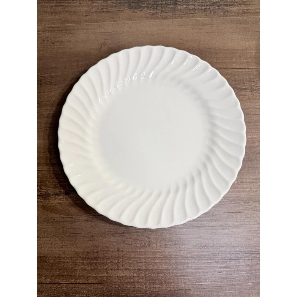 4 VTG 70s Johnson Brothers Snowhite Regency Dinner Plates White Swirl
